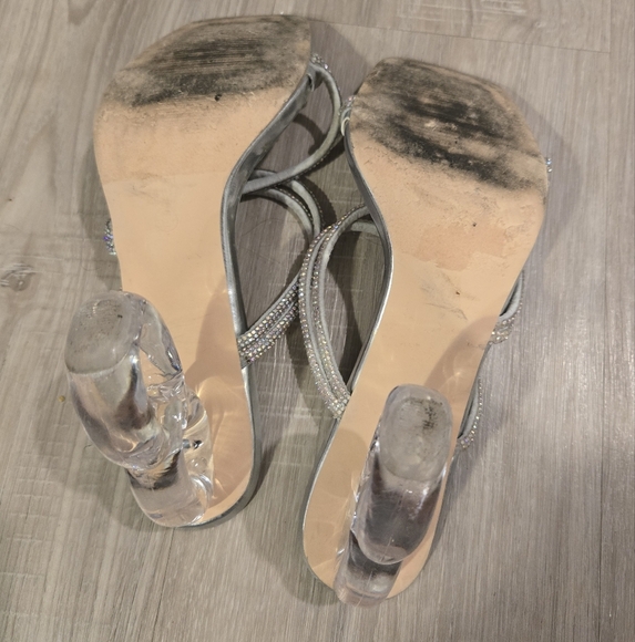 Fashion Nova Promise You Mules Silver Sz 9 - Picture 6 of 15